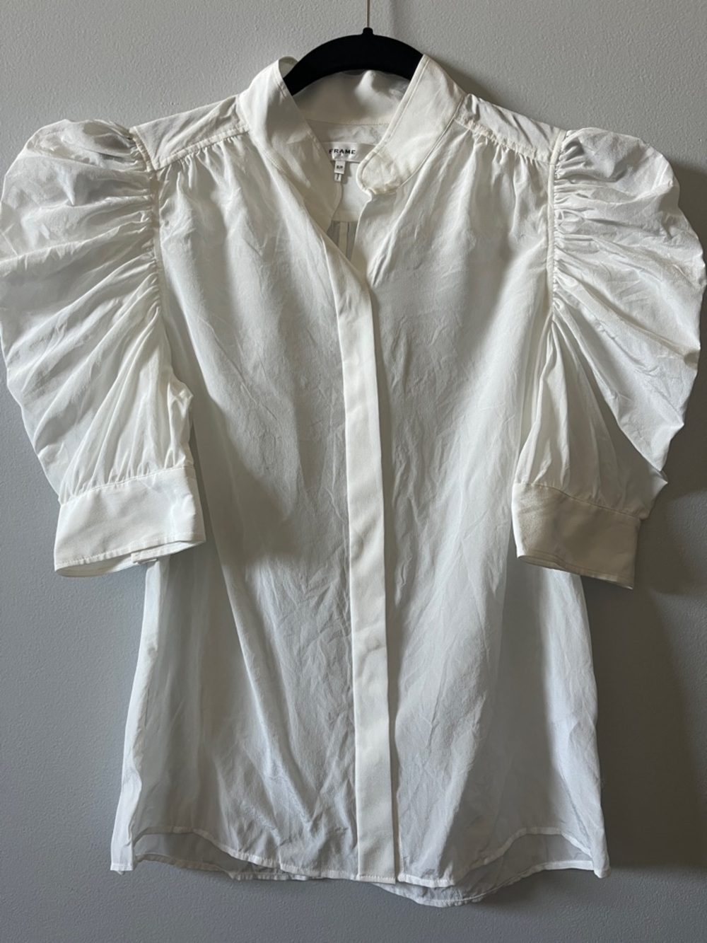 Frame Gillian Puff Sleeve Silk Blouse white button up